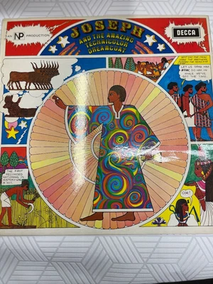Joseph And His Technicolour Dreamcoat. Vinyl LP. CG B86 • £7.19