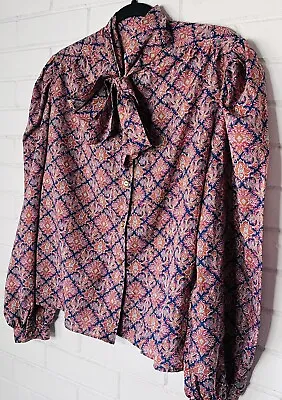 Vintage Secretary Blouse Multicolor Paisley M Pussycat Bow Neck Tie Button Down • $22.99