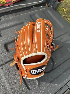 Wilson A2000 Infield Baseball  Infield Glove - Brown Size 11.5  Barely Used • $199