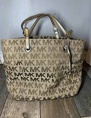 Michael Kors Jet Set Signature Fabric Tote Handbag Beige Gold • $35.99