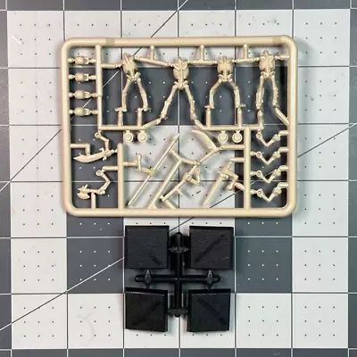 Vintage Warhammer UNDEAD SKELETON WARRIOR SPRUE Old World Citadel 80's GW S24 • $21.99