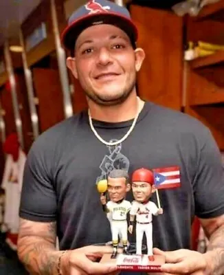 NIB Cardinals Yadier Molina Double Bobblehead Clemente Pirates SGA 5-10-19 Yadi • $49.99