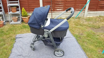 £100 • Buy Graco Evo Avant - Travel System, Pram, Pushchair And Car Seat From Birth.