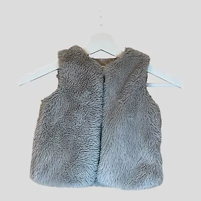 F&f Baby Girls Toddler Fluffy Grey Gilet Body Warmer Age 12-18 Immaculate  • £2.95