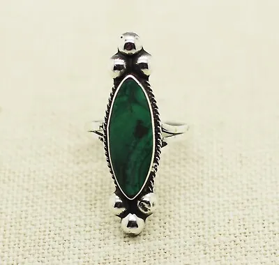 Vintage Navajo Sterling Silver Green Malachite Ring Size 6.5 • $28