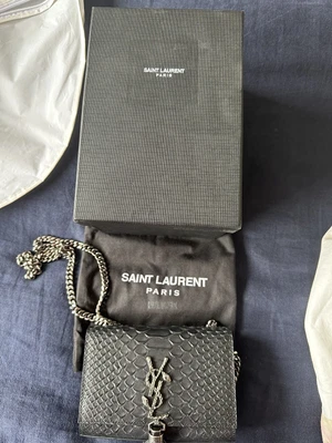 $1800 • Buy Ysl Bag