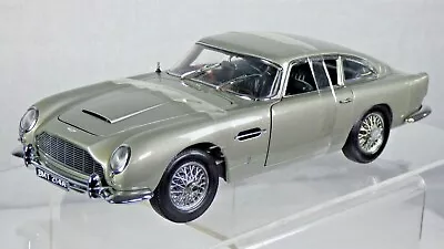 Aston Martin DB5 007 Craig Connery Autoart 1:18 James Bond Toy Car Collectible • £139.99