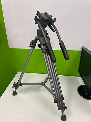 Ravelli AVTP Professional 55  65mm Tripod With Fluid Drag Head & Mounting Plate • $85