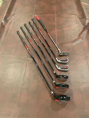 Junior Walter Hagen Series II Golf Club Set - 6 Clubs - RH - Driver = 33.5  • $75