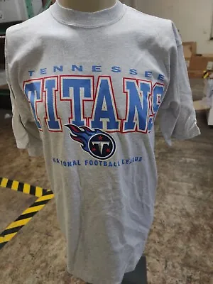 Officially Licensed NFL Play FB Tennessee Titans  Bold  Gray T-Shirt Vintage • $12.99