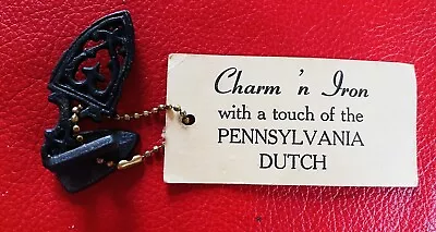 Pennsylvania Dutch Country Souvenir Charms Miniature Sad Iron & Trivet Keychain • $20