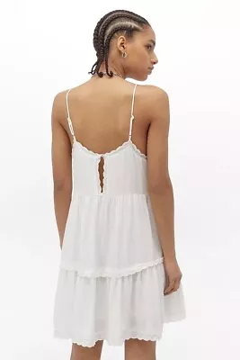 Urban Outfitters UO Hanna Mini Dress Scalloped White Tiered  XS Cotton Babydoll • $24.95