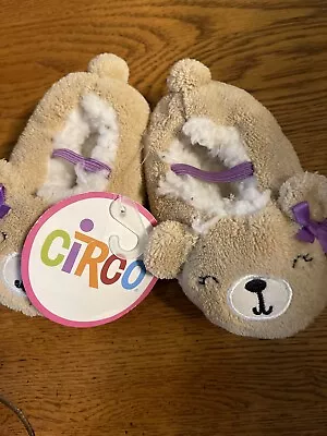 Circo Girls Bear Cozy Slippers 12 -24 M  Head To Taupe  • $4.99