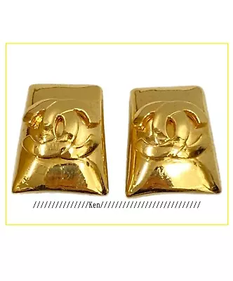 CHANEL Earrings AUTH Coco Logo Mark Vintage Gold Medal 97 Square 3x2.5cm F/S CC • £387.88