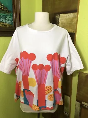 Marimekko Womens Tshirt Flowers Crop Short Sleeve Sz L Uni Glo • $24.99