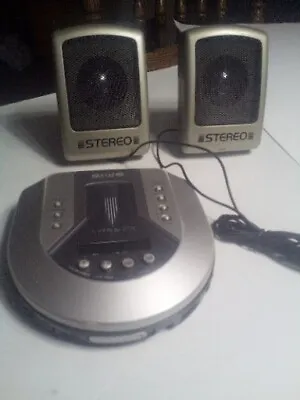 Vintage Aiwa Anti-Skip CD Player With Mini Speakers UNTESTED As Is  ..H.. • $12