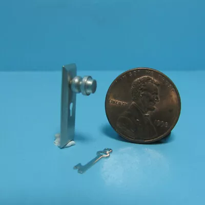 Dollhouse Miniature Silver Metal Door Knob With Key Plate And Key CLA05524 • $1.97