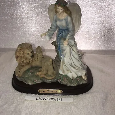 Vintage Da Vinci Collection Angel And Lions Figurine  • $30.99