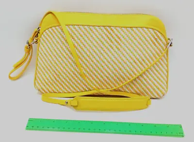 Zara Woman Woven Yellow Faux Leather Clutch Shoulder Bag Size 21 X 34 X 4.5 Cm • £12