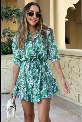 ZARA Green Printed Shirt Dress  With Gold Buttons Size XS BNWT • £15