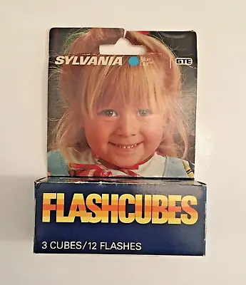 $7.95 • Buy Vintage Sylvania GTE Blue Dot FLASH CUBES 3 Cubes / 12 Flashes Camera Bulbs NOS
