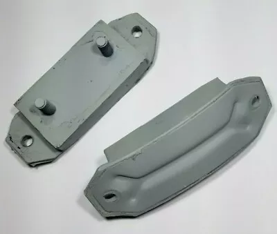 $13.85 • Buy Rear Transmission Saddle Mounts Pair Volkswagen T1 Bug 1949-1972 (t2 1950-1967)