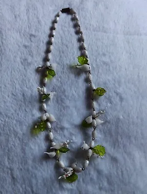 Vintage White And Green Bird Bead Necklace Murano Glass 1980S Flowers  • $34.99