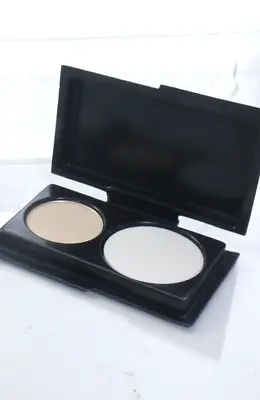 MAC Studio FIX Powder Plus Foundation Sample In NC20 NWOB • $9.75