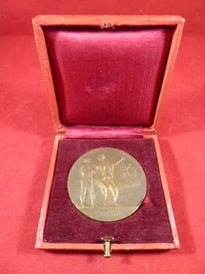 Cased French Ministry Of War - Bronze Medallion For Military Physical Training • £30