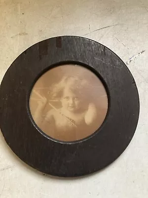 Victorian Cherub Print Miniature 10” Round Fumed Oak Accent Frame • $24.99