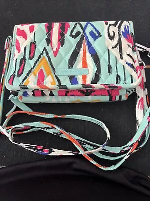 Vera Bradley All In One Wristlet Clutch Wallet RFID ProtectedPueblos Pattern • $18.99