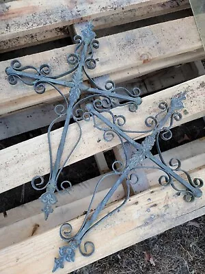 Pair Cast Iron Patio Garden Metal Wall Crosses Pretty Ornate Design 18  • $29