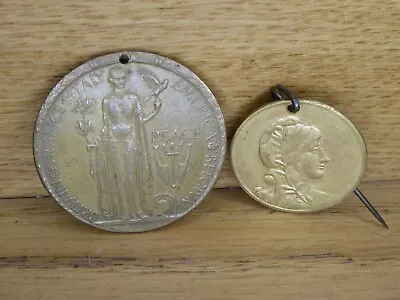 2 WW1 Medals / Medallions - 1919 Shoreditch Peace Medal + 1917 France's Day Pin • £12.99