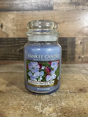 Yankee Candle Garden Sweet Pea Large 22 Oz Jar Candle Discontinued Floral 1410 • £24.32