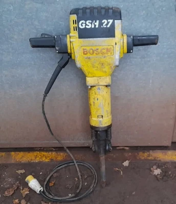 £275 • Buy Boscg GSH27 Breaker 110 Volt 1900 Watt 27KG