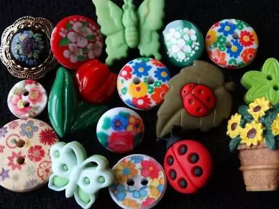 Awesome Colorful Vintage & New Flower & Butterfly & Ladybug Buttons • $7.99