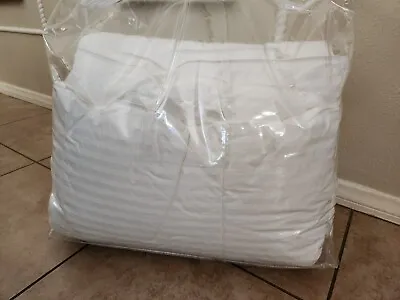 Pottery Barn Full / Queen White Duvet Insert Comforter LIGHT WEIGHT • $129