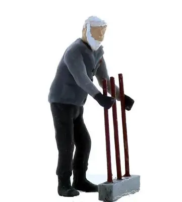 He's Busy OPERATING EQUIPMENT Or MACHINERY Unpainted Figure Set O Scale • $9.99