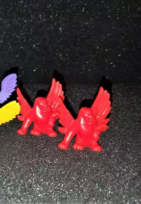 Vintage Monster In My Pocket Series 1 Winged Panther #40 Red Mini Figure • $10