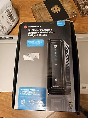 Motorola SBG6580 SURFboard 343 Mbps 4 Port Gigabit Wireless Cable Modem - Black • $30