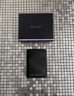 £29 • Buy Tommy Hilfiger Men Metro Bifold Wallet 