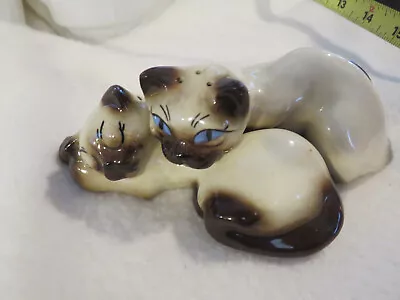 Ceramic Arts Studio Thai-Thai And Thai Siamese Cats Salt And Pepper Shakers • $22.45