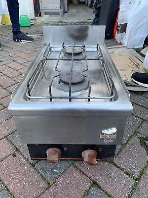 £250 • Buy Commercial 2 Burner Gas Cooker