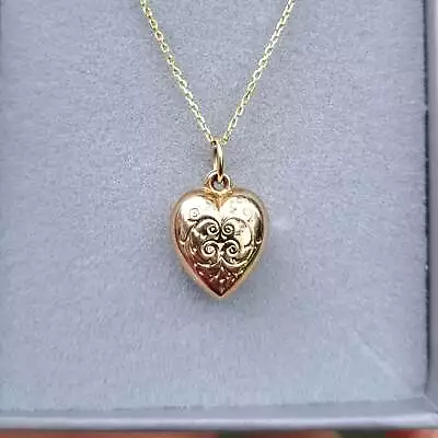 Vintage 1960s 9ct Gold Engraved Puffy Heart Charm 11mm • £59