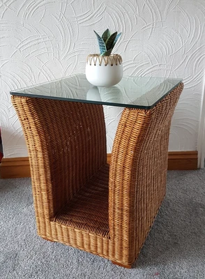 £25 • Buy Indonesian Wicker Table Coffee Side With Glass Top Nice Condition