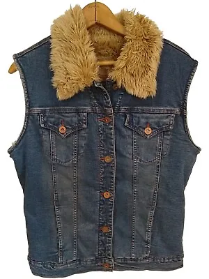 Jag Jean Blue Denim Vest Women's Large Faux Fur Lined Donut Buttons Pockets VTG • $24.99