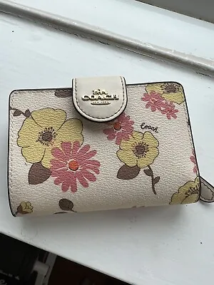 £40 • Buy Coach Leather  Wallet / Purse