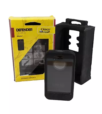 Otter Box Defender Series Rugged Protection For IPhone 4 Black • $12.99