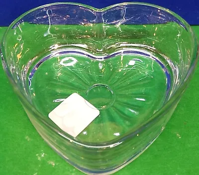 Libbey Heart Shaped Clear Glass Cut Flower Bottom Candy/Trinket Dish 6  • $9.95