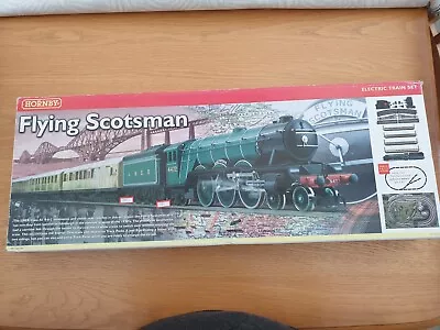 Hornby 00 Gauge Flying Scotsman Model Train Set R1039. • £65